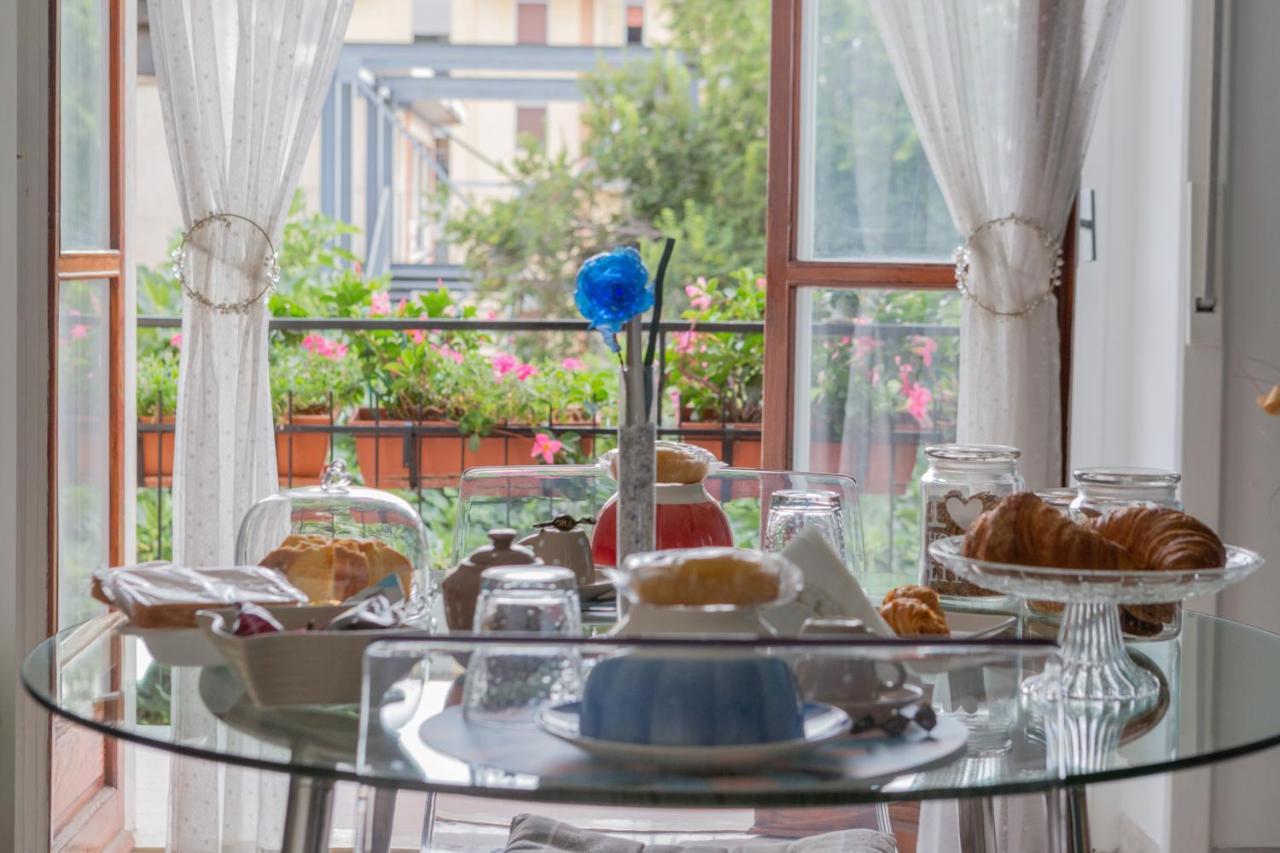 Casa Luisa Bed & Breakfast Salerno Bagian luar foto