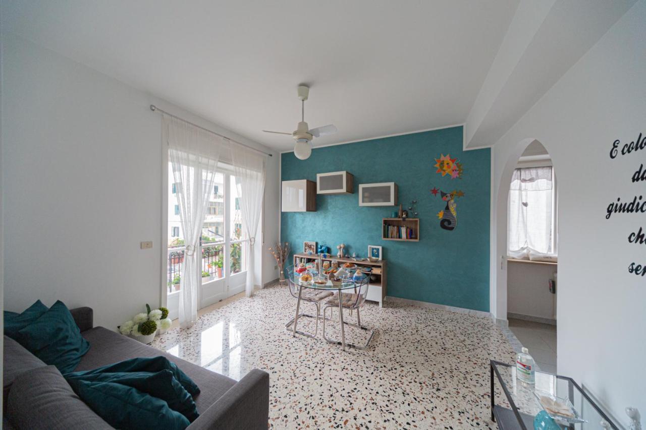 Casa Luisa Bed & Breakfast Salerno Bagian luar foto