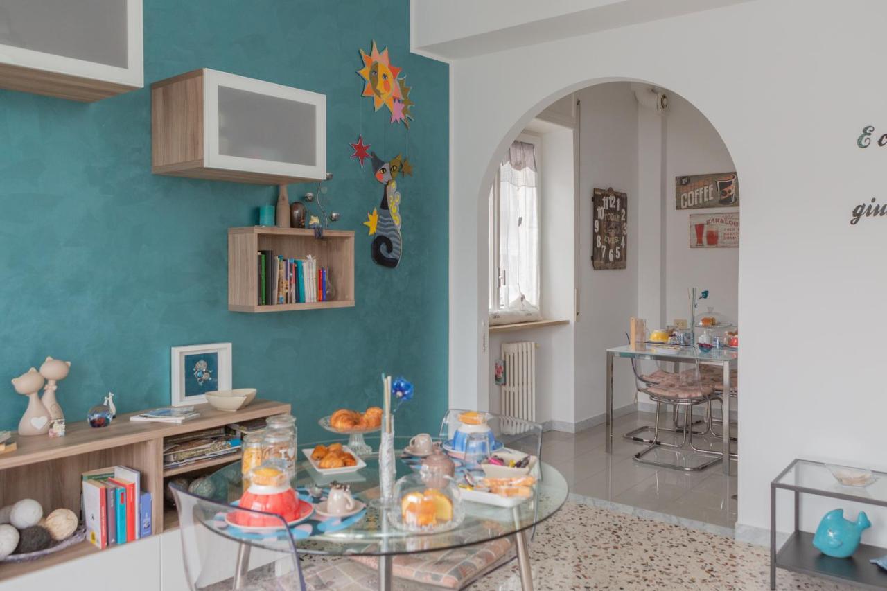Casa Luisa Bed & Breakfast Salerno Bagian luar foto