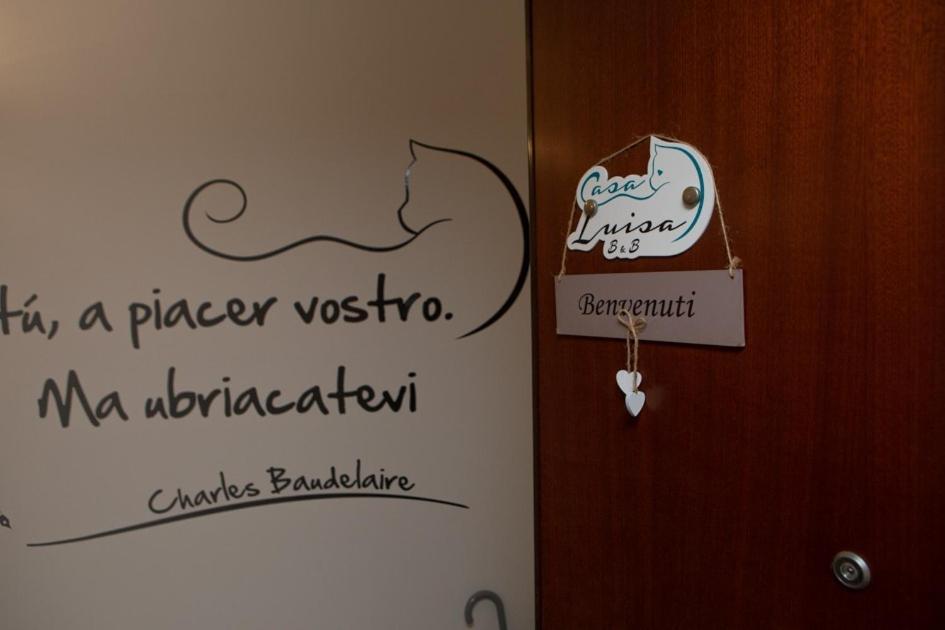 Casa Luisa Bed & Breakfast Salerno Bagian luar foto