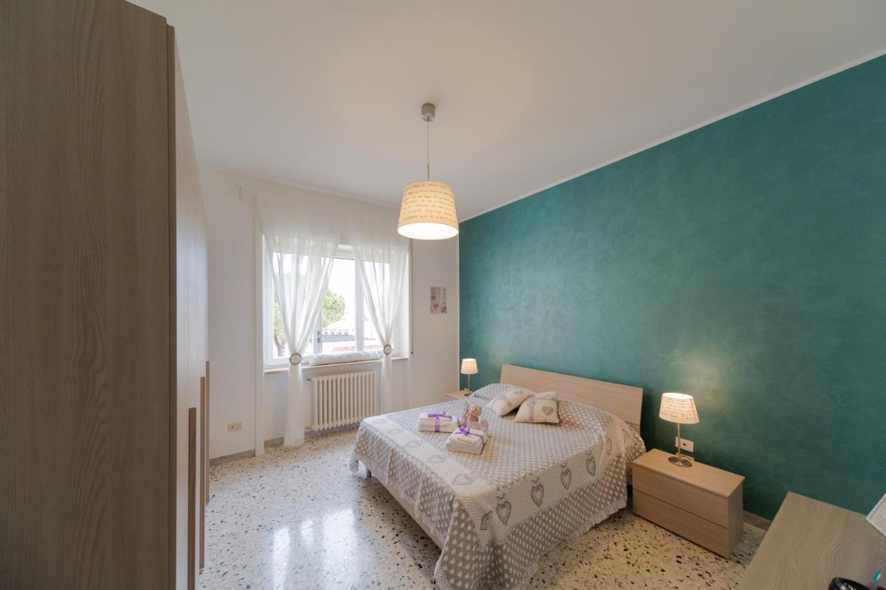 Casa Luisa Bed & Breakfast Salerno Bagian luar foto