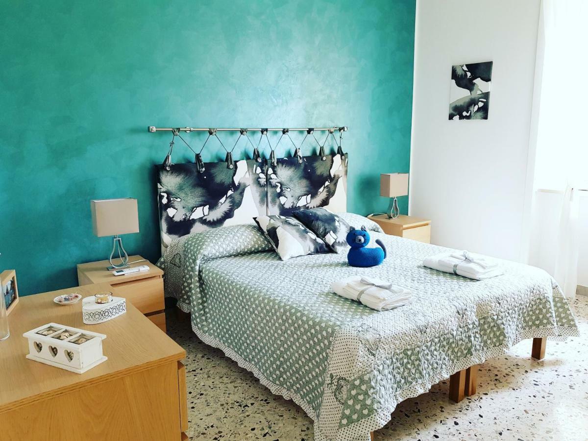 Casa Luisa Bed & Breakfast Salerno Bagian luar foto
