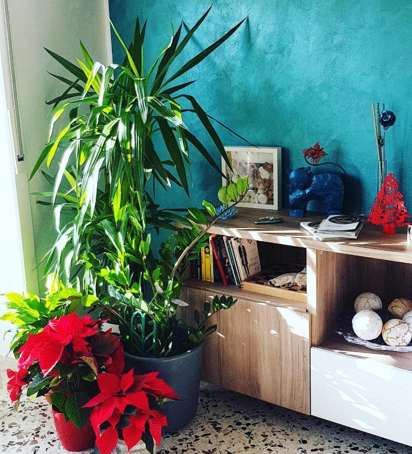 Casa Luisa Bed & Breakfast Salerno Bagian luar foto